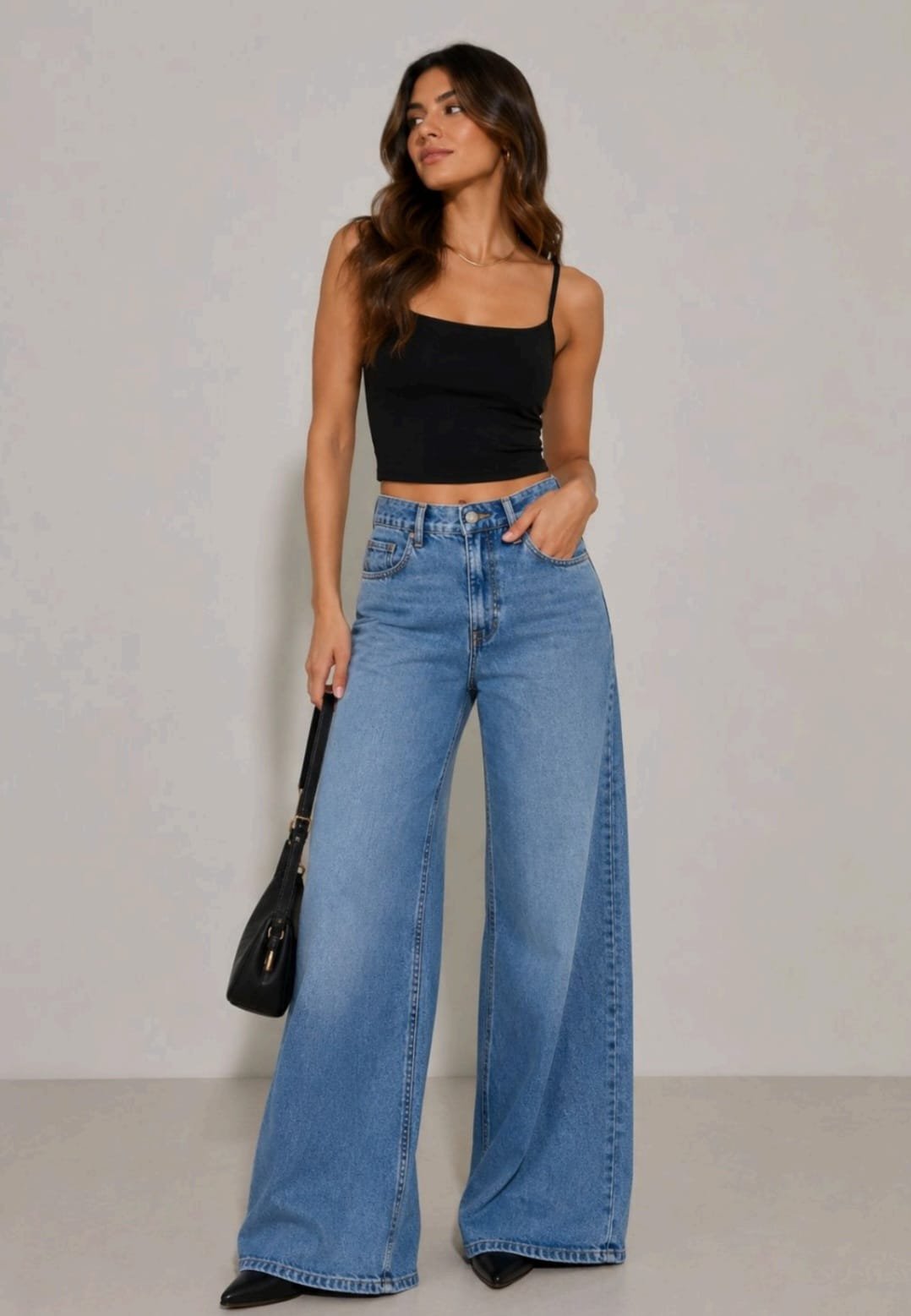 blusa de alças finas